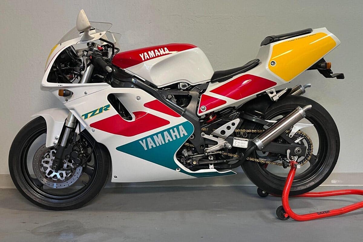 Yamaha TZR250 RS