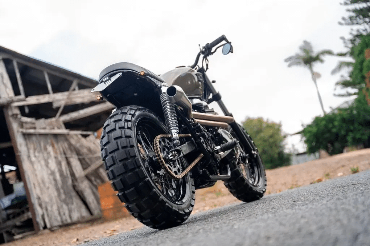 Triumph Thruxton “Scrambler” de Purpose Built Motorcycles