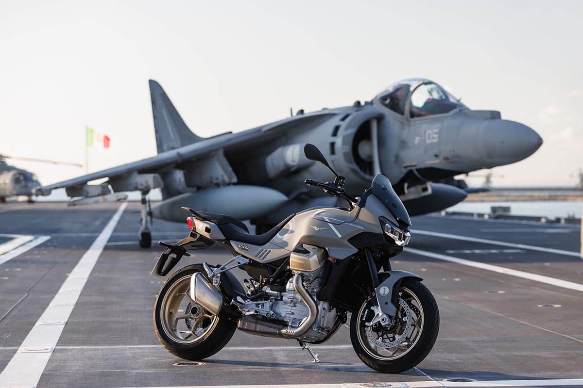 Moto Guzzi V100 Mandello Aviazione Navale