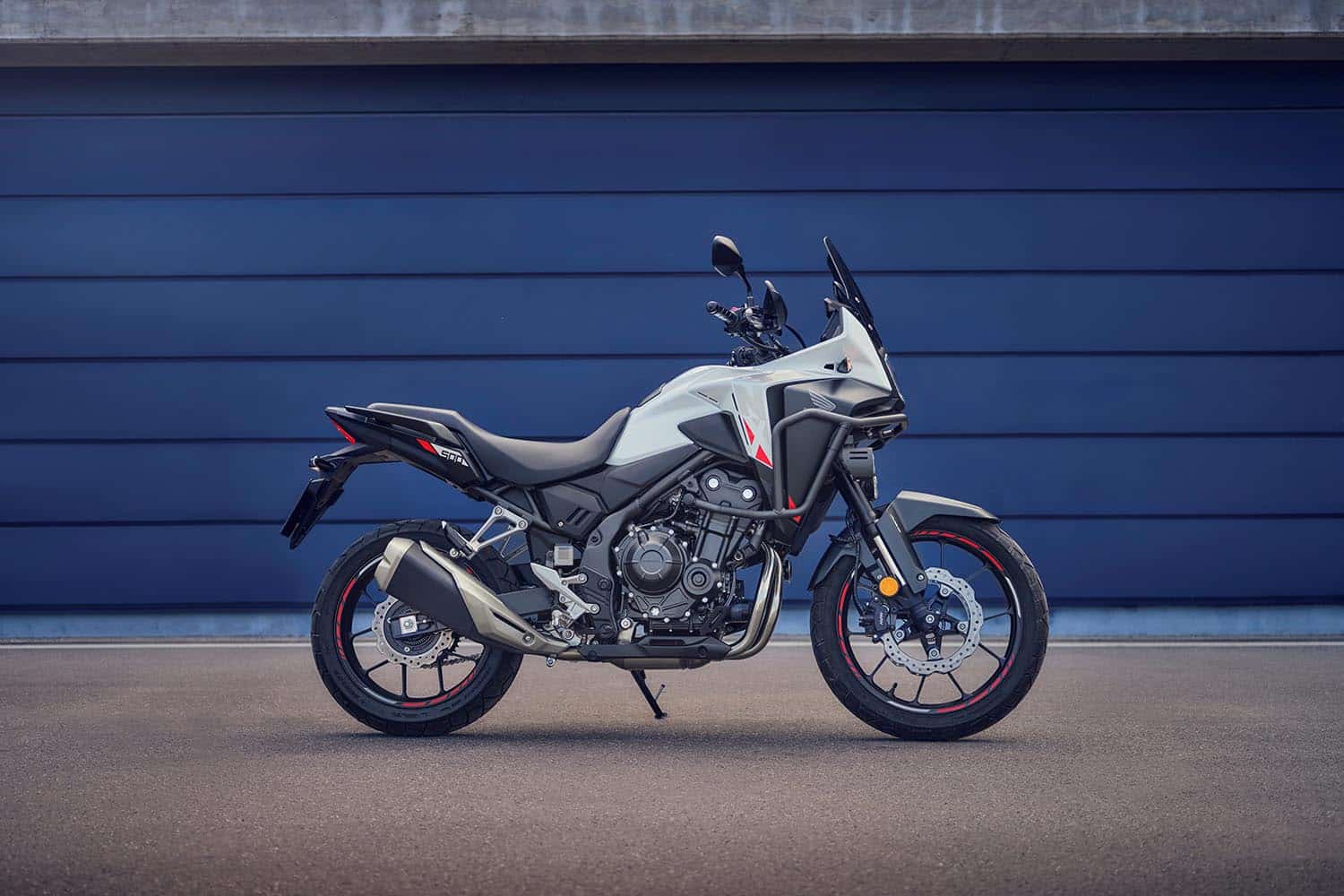Motos Honda 2024- NX500